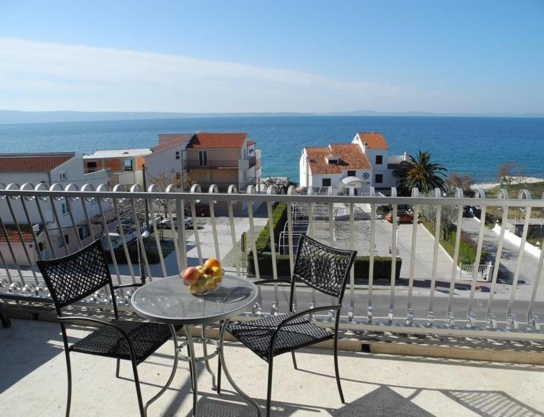 Apartments Magic Time Podstrana Luaran gambar